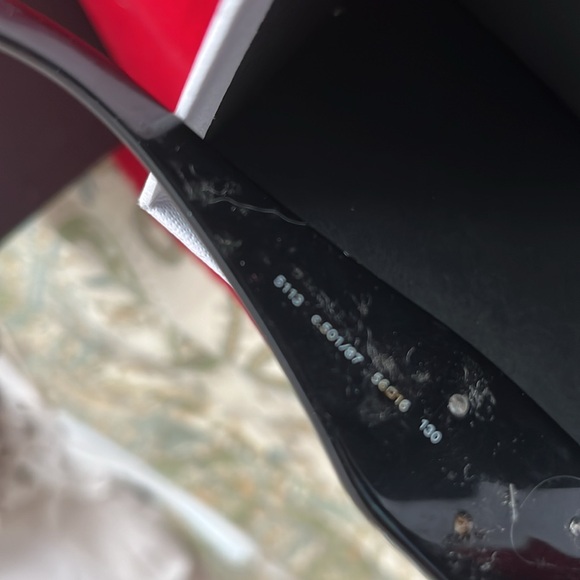 Chanel sunglasses - Picture 5 of 8